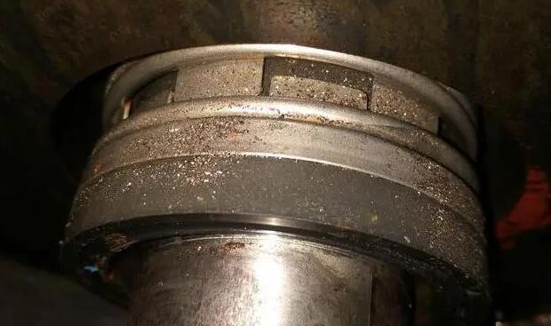 Submersible pump uses automatic assembly and disassembly to solve coupling leakage problem